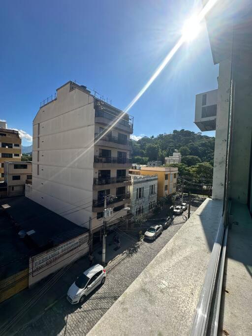 Novo Sofisticado No Centro Da Com Garagem 公寓